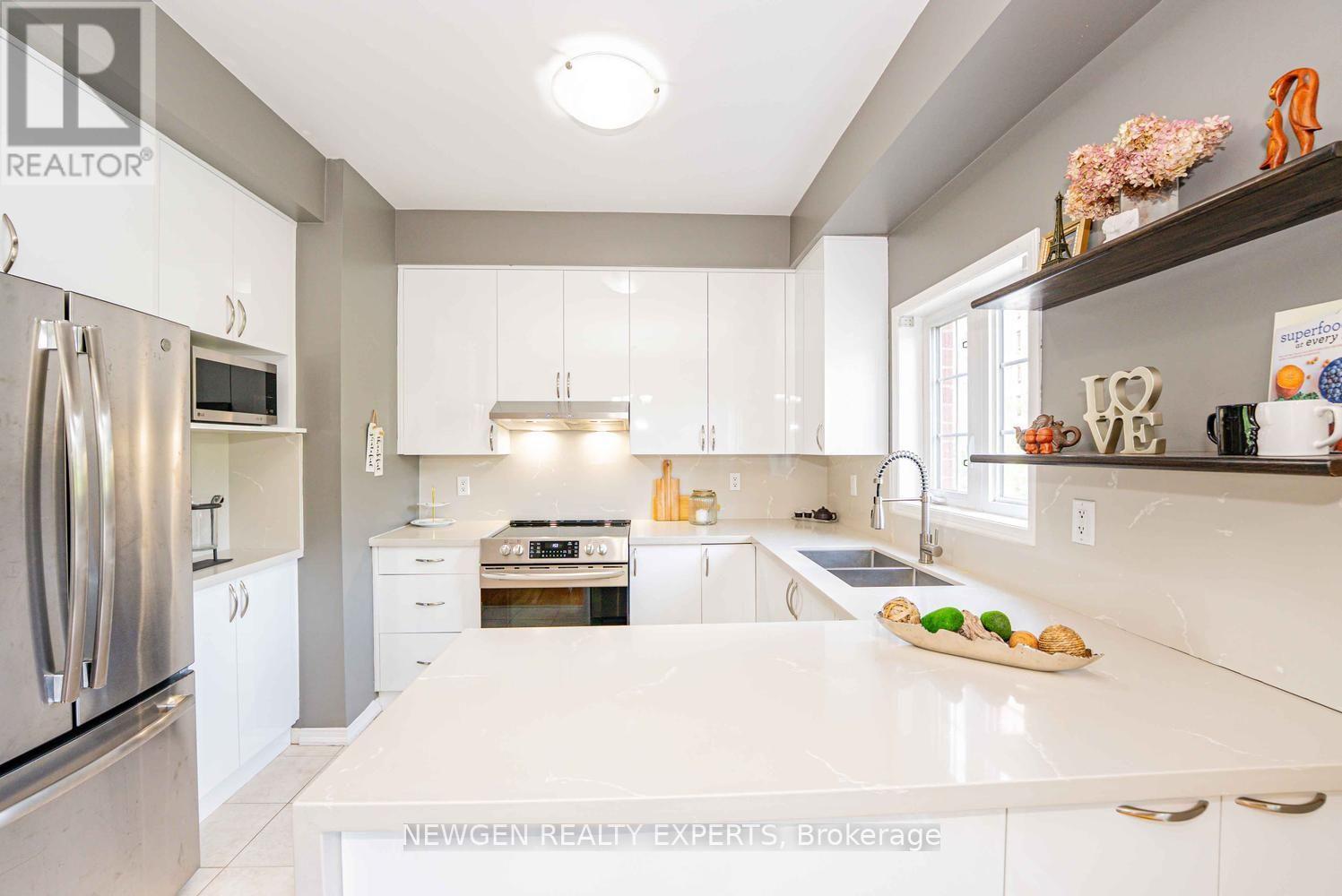 21 - 109 Georgian Drive, Oakville, Ontario  L6H 0E7 - Photo 15 - W13721104