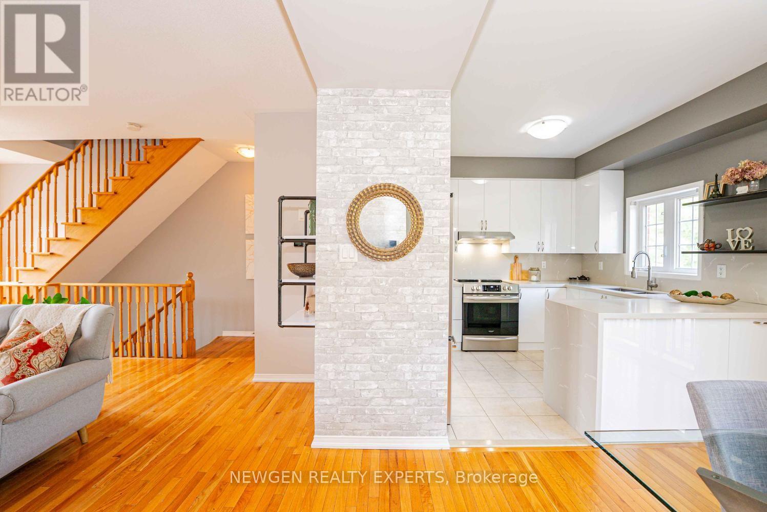 21 - 109 Georgian Drive, Oakville, Ontario  L6H 0E7 - Photo 17 - W13721104