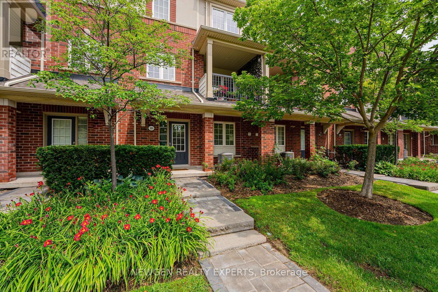 21 - 109 Georgian Drive, Oakville, Ontario  L6H 0E7 - Photo 2 - W13721104