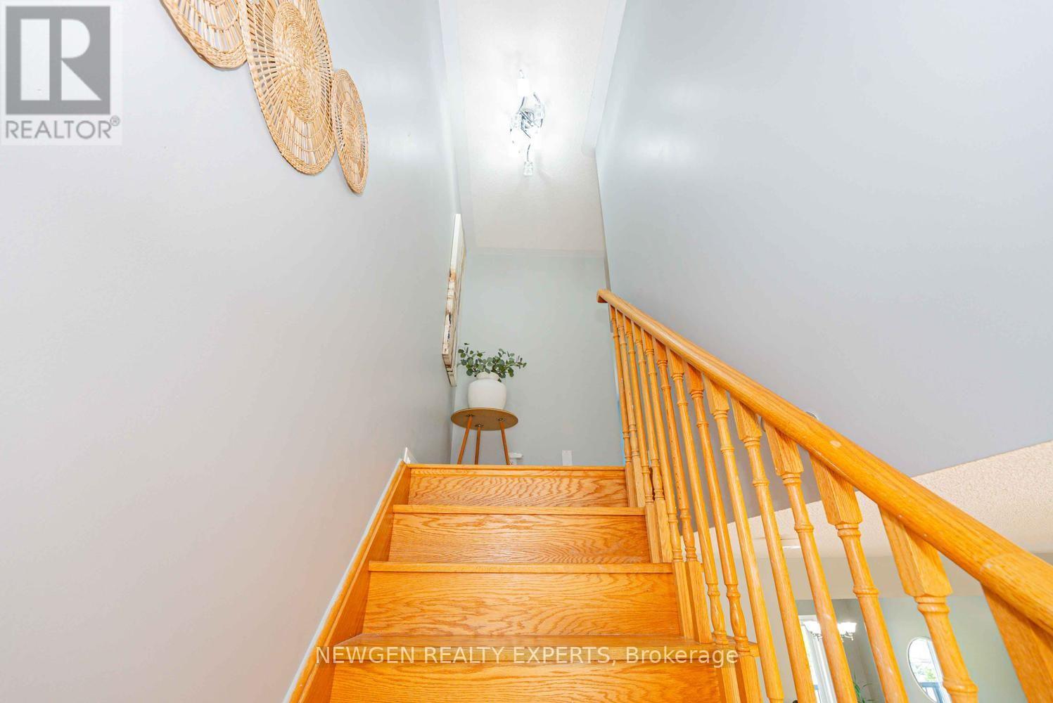 21 - 109 Georgian Drive, Oakville, Ontario  L6H 0E7 - Photo 24 - W13721104