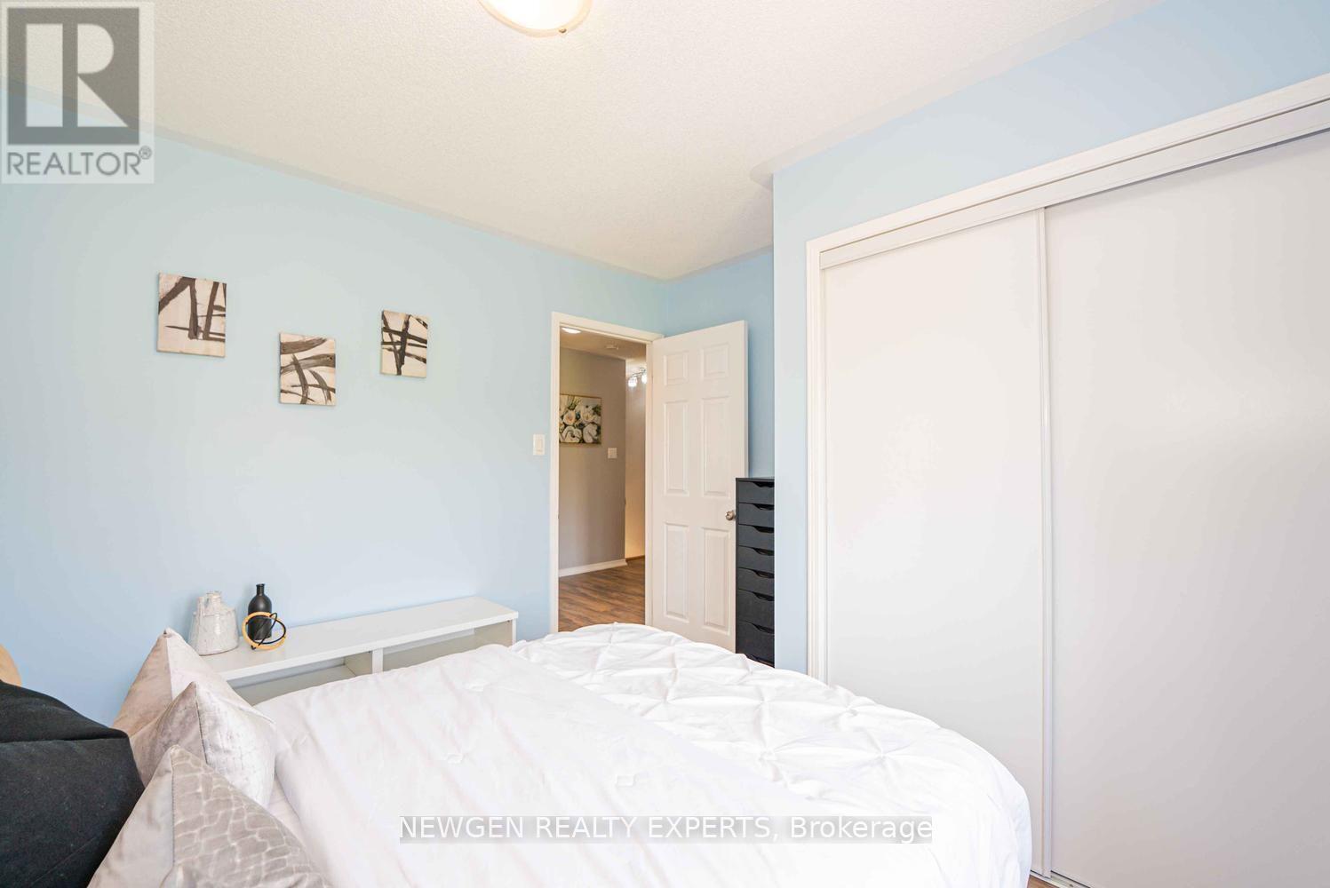 21 - 109 Georgian Drive, Oakville, Ontario  L6H 0E7 - Photo 33 - W13721104