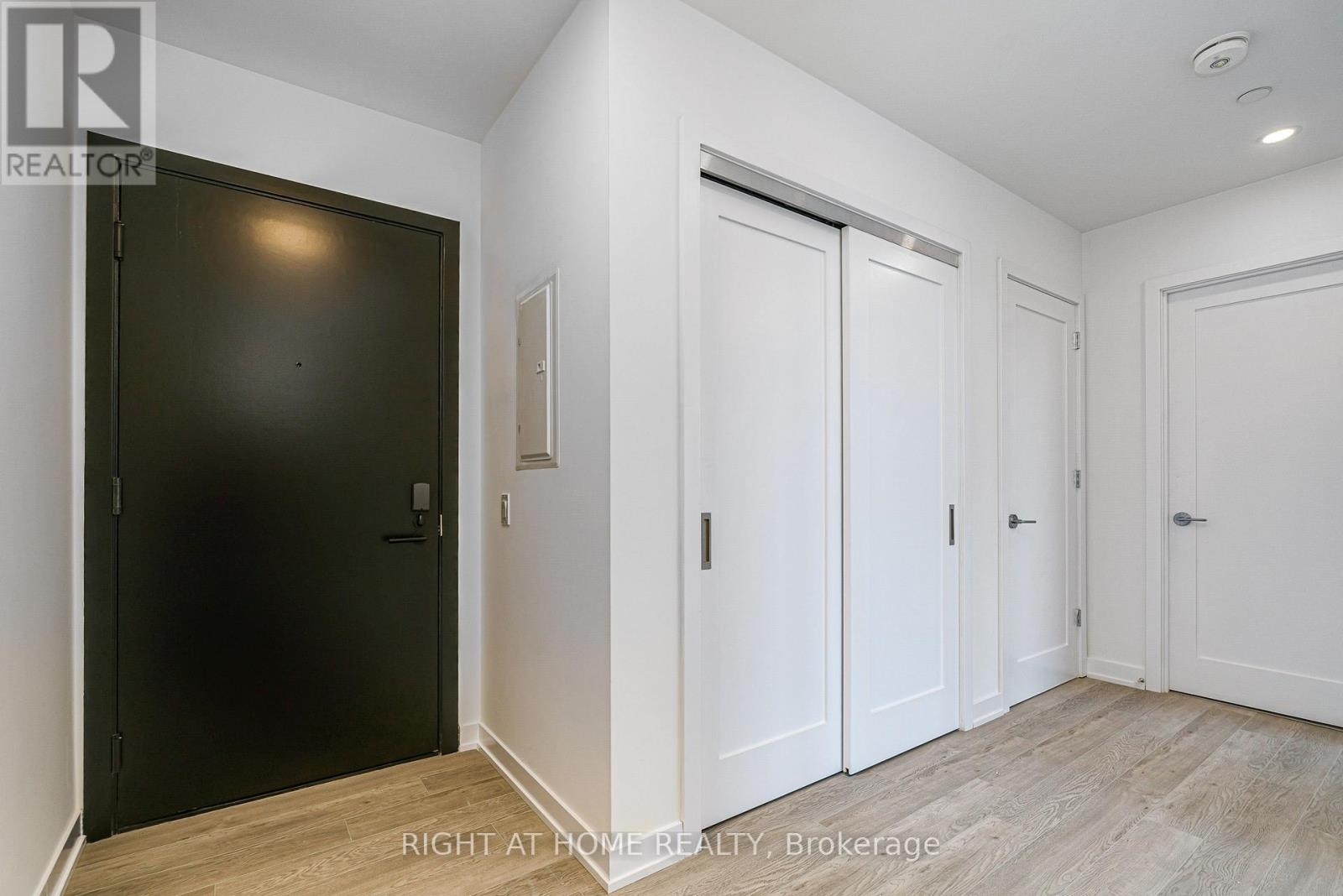 509 - 2946 Dundas Street W, Toronto, Ontario  M6P 1Y8 - Photo 4 - W13721114