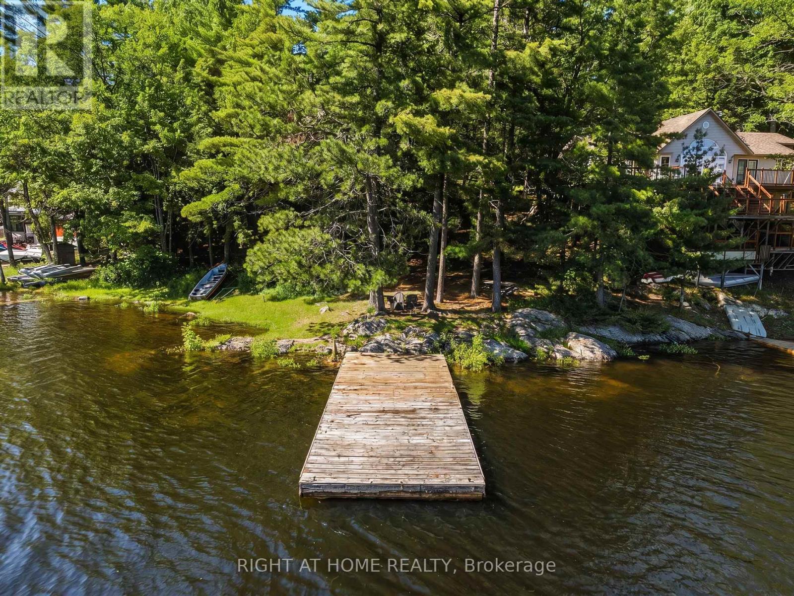 1527 Moon River Road, Muskoka Lakes, Ontario  P0C 1H0 - Photo 3 - X13721070