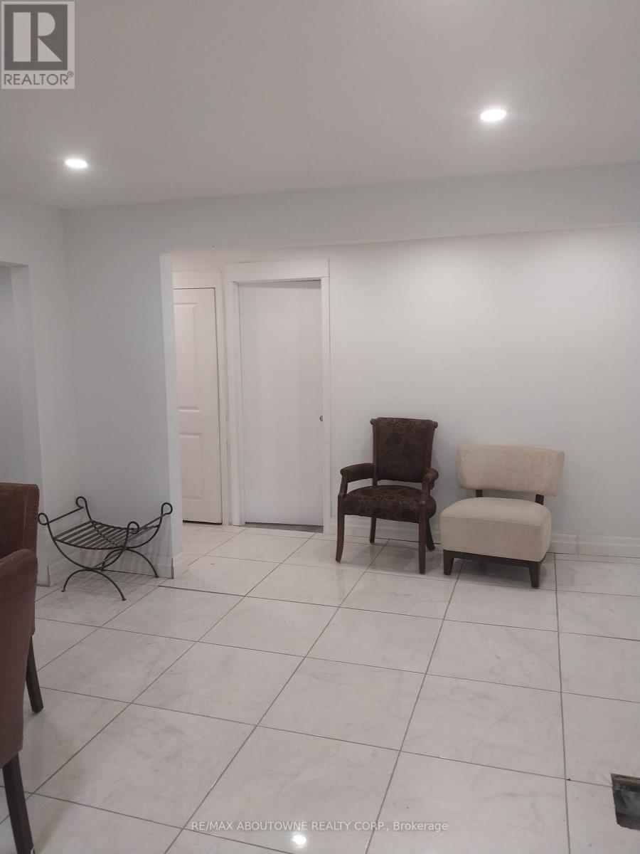 1071 Southcote Road, Hamilton, Ontario  L9G 3L1 - Photo 10 - X13721126