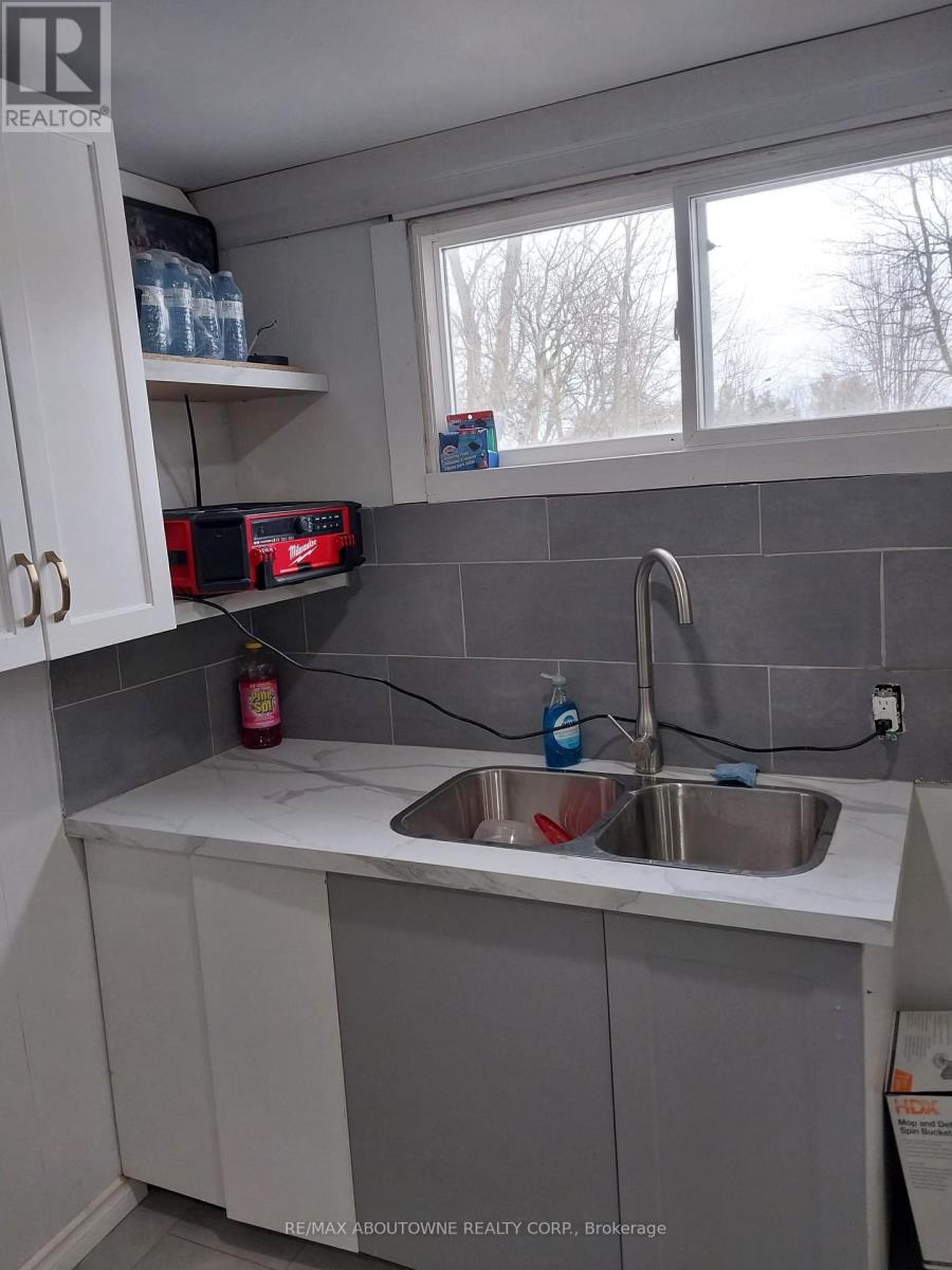 1071 Southcote Road, Hamilton, Ontario  L9G 3L1 - Photo 11 - X13721126