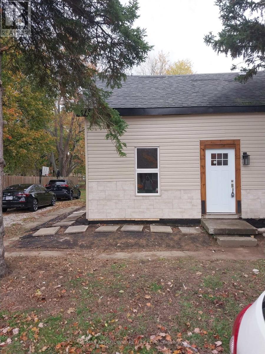1071 Southcote Road, Hamilton, Ontario  L9G 3L1 - Photo 2 - X13721126