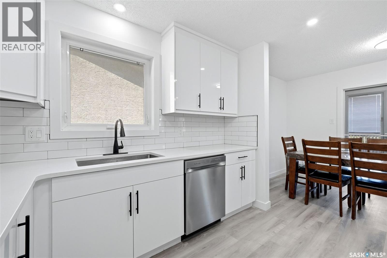 2715 Corbett Road, Regina, Saskatchewan  S4R 8J1 - Photo 7 - SK046778