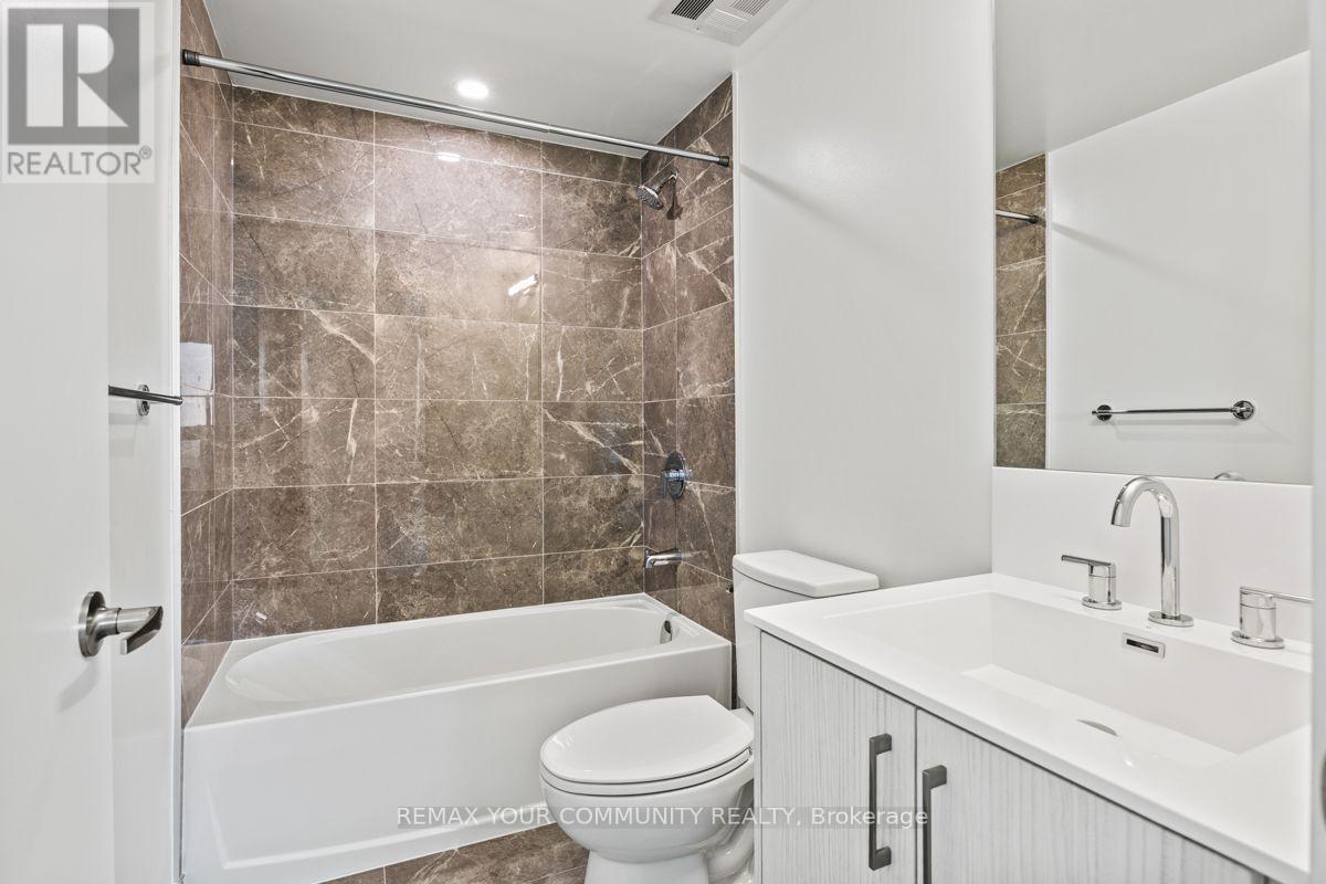 1802 - 4010 Eglinton Avenue, Toronto, Ontario  M9A 0G5 - Photo 18 - W13713340