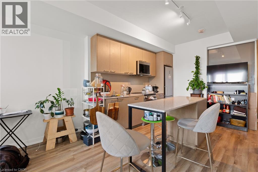 1808 St Clair Avenue W Unit# 216, Toronto, Ontario  M6N 0C1 - Photo 9 - 40830300
