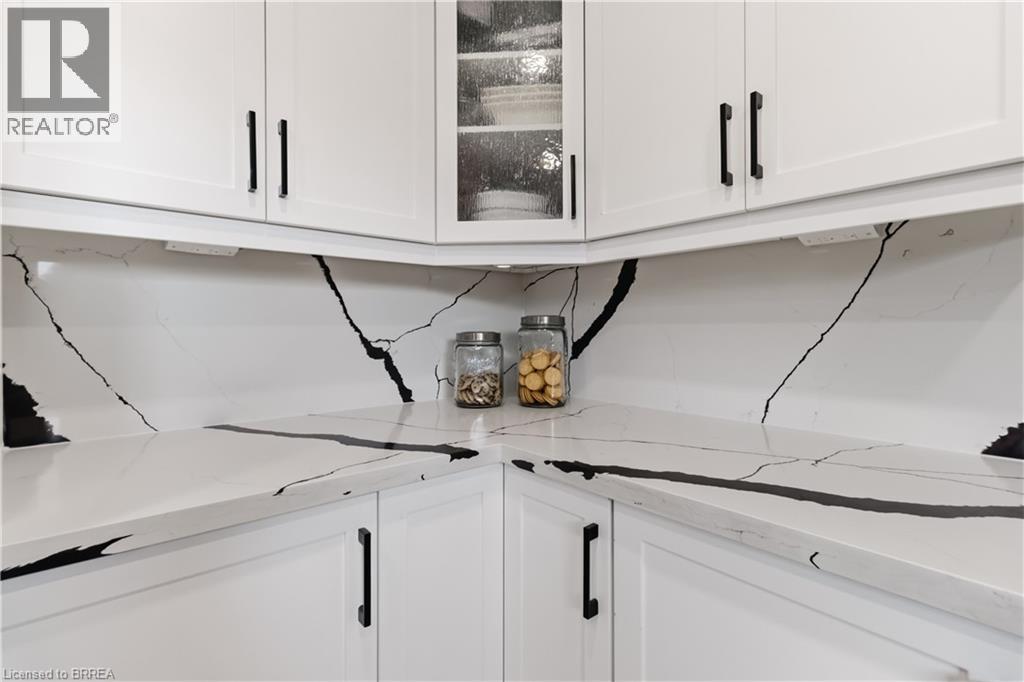 7 Crestwood Drive Unit# 1, Cambridge, Ontario  N1S 3N8 - Photo 19 - 40858661