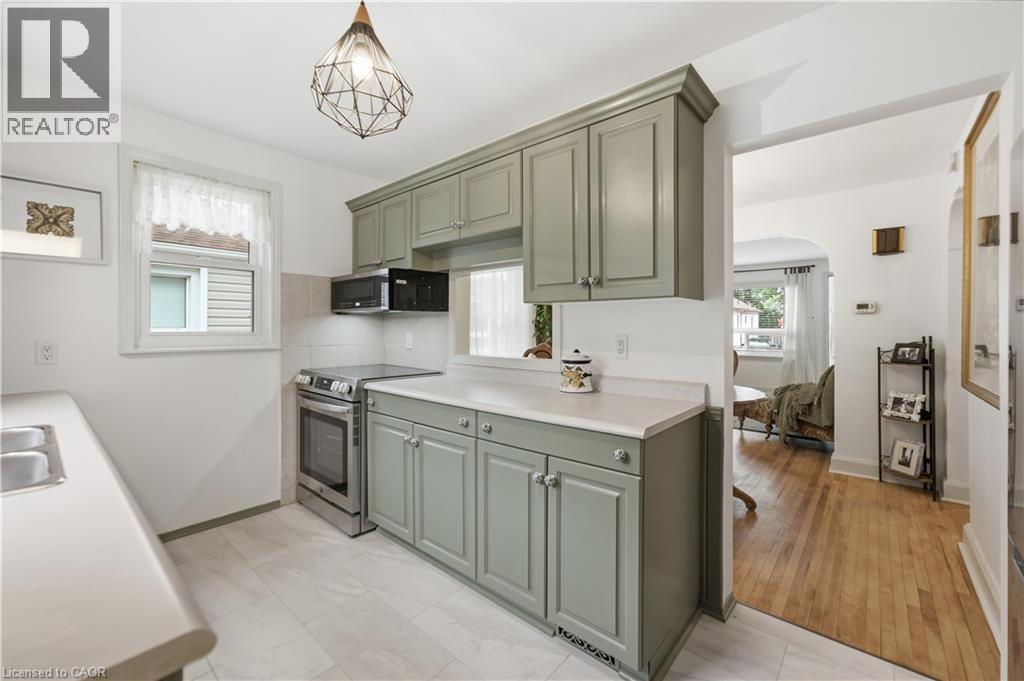 81 Vale Avenue, St. Catharines, Ontario  L2R 1T5 - Photo 20 - 40858551