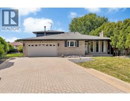 12117 VALENTE COURT, Tecumseh, Ontario