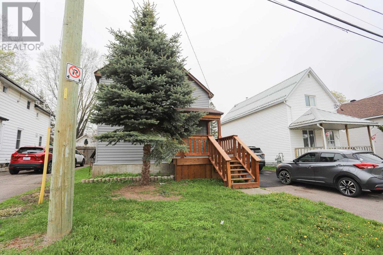 404 John St, Sault Ste. Marie, Ontario  P6C 3J9 - Photo 3 - SM261132