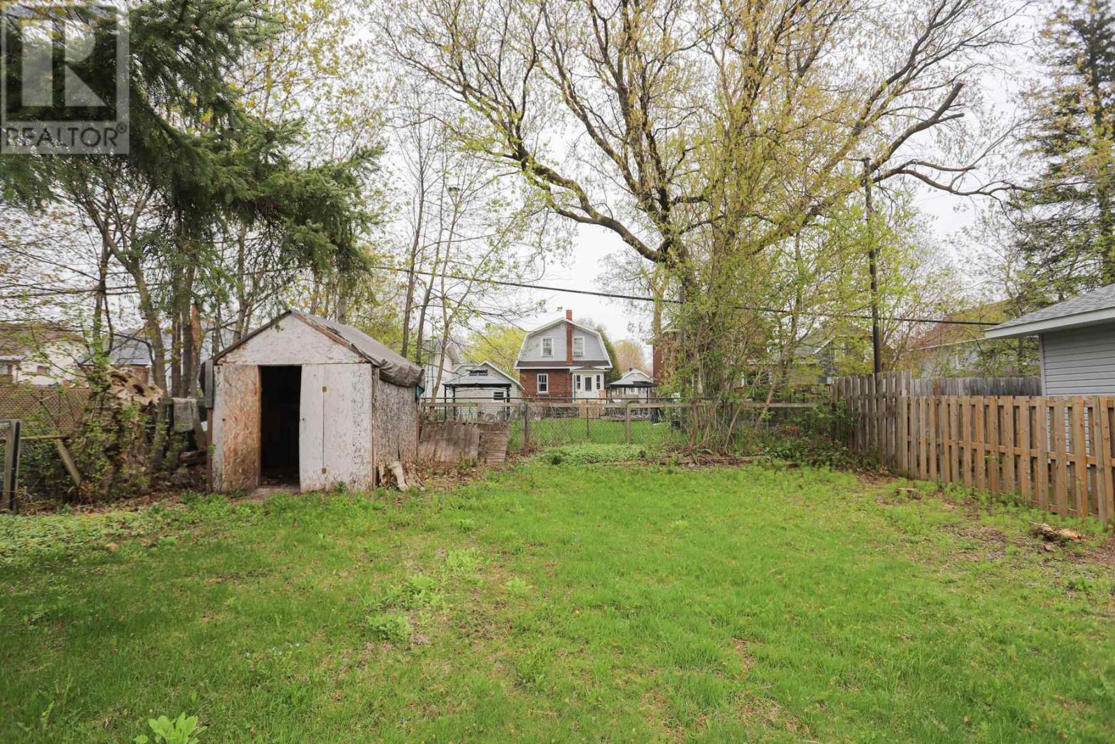 404 John St, Sault Ste. Marie, Ontario  P6C 3J9 - Photo 48 - SM261132