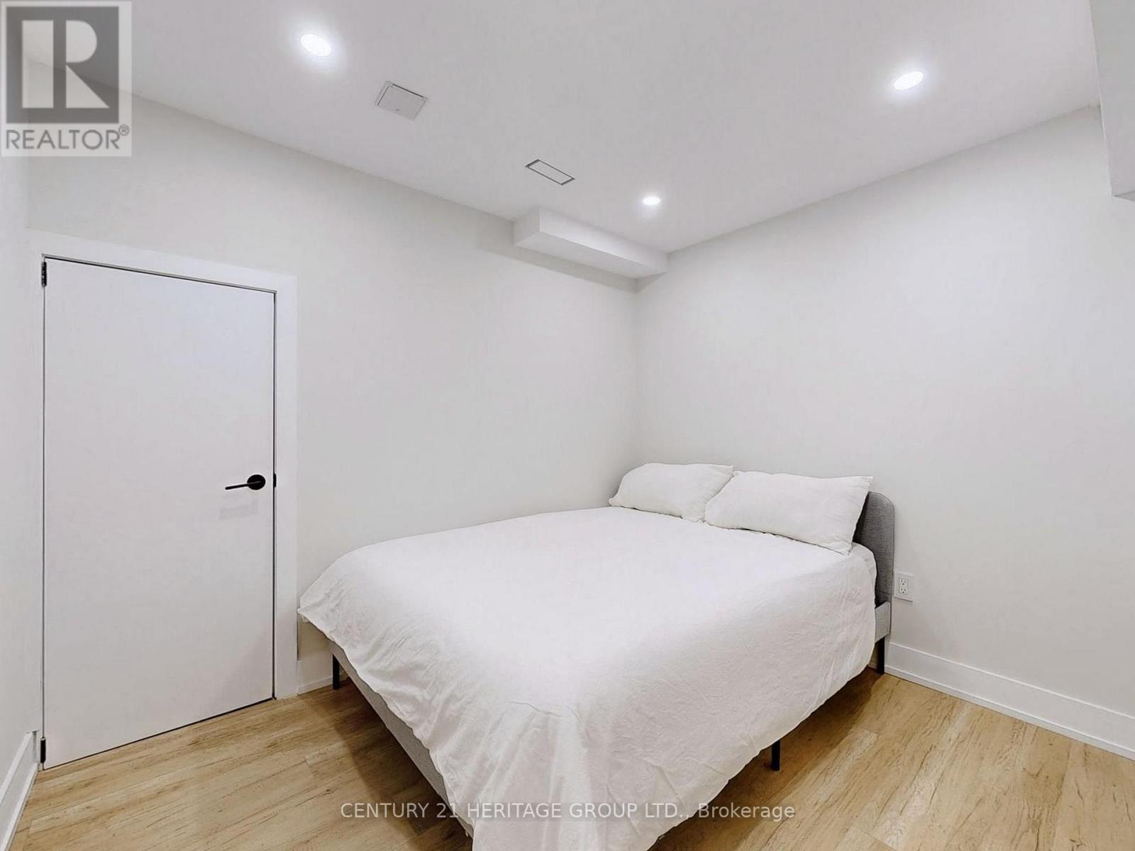 Lower Unit - 30 Struthers Street, Toronto, Ontario  M8V 1Y1 - Photo 12 - W13720490