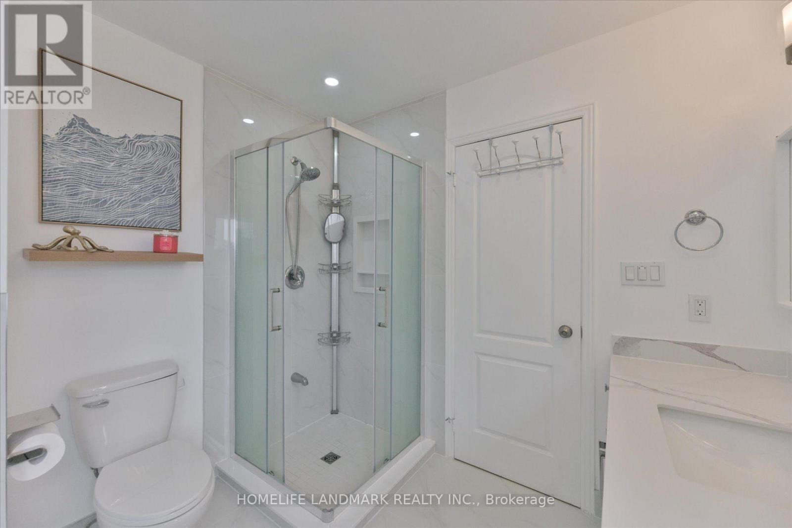 5415 Rochelle Way, Mississauga, Ontario  L5N 7Y2 - Photo 24 - W13721036