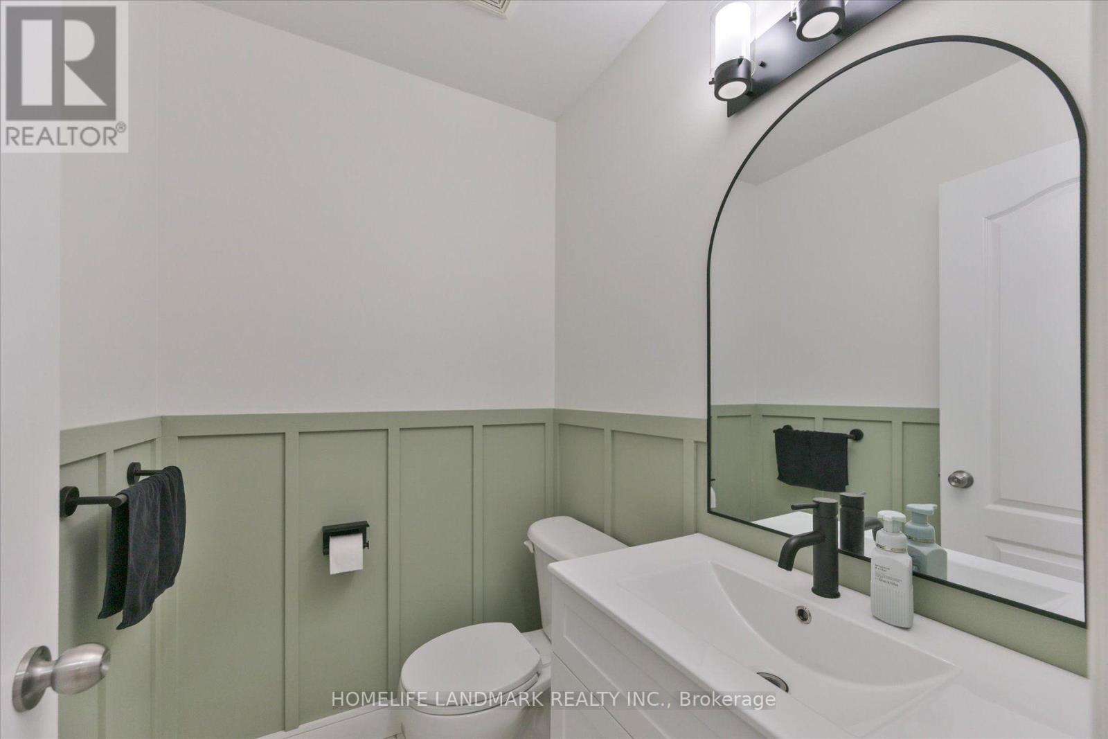 5415 Rochelle Way, Mississauga, Ontario  L5N 7Y2 - Photo 18 - W13721036