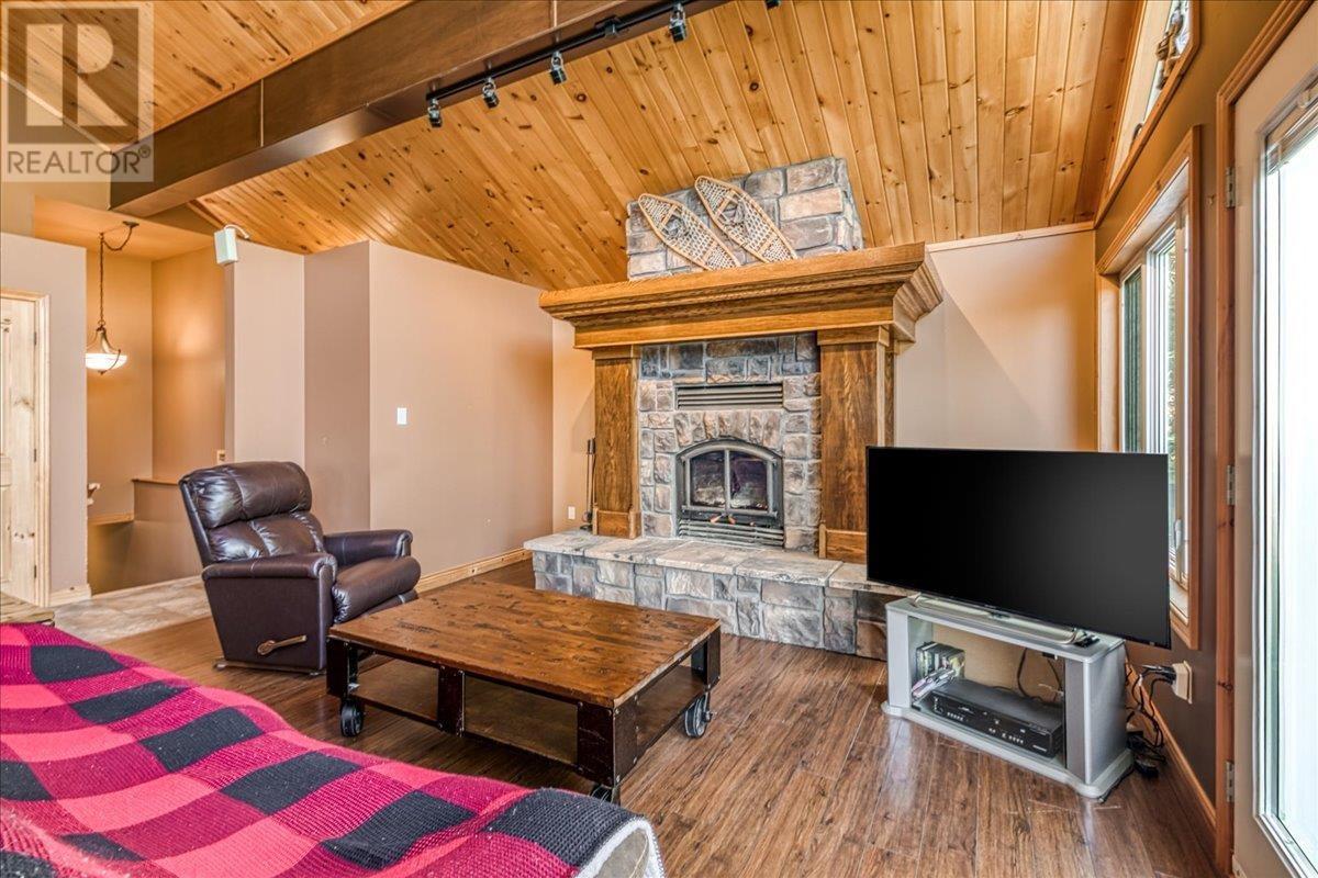 14 Evergreen Ln, Elliot Lake, Ontario  P5A 2S9 - Photo 16 - SM262350
