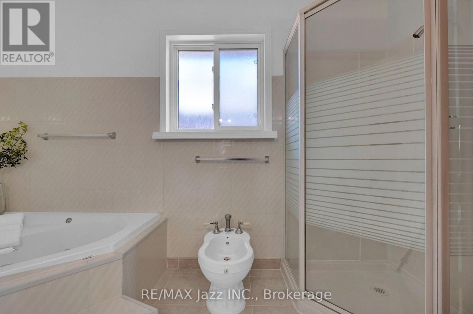 109 Elizabeth Street, Oshawa, Ontario  L1J 8H3 - Photo 25 - E13720930