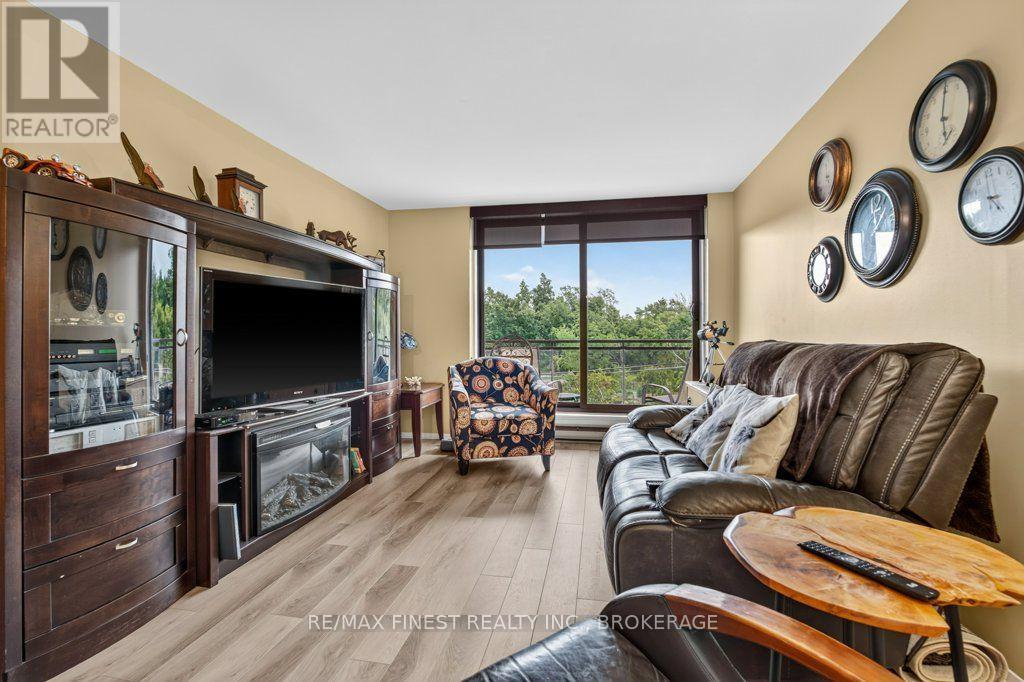 307 - 120 Barrett Court, Kingston, Ontario  K7L 5H6 - Photo 4 - X13721212