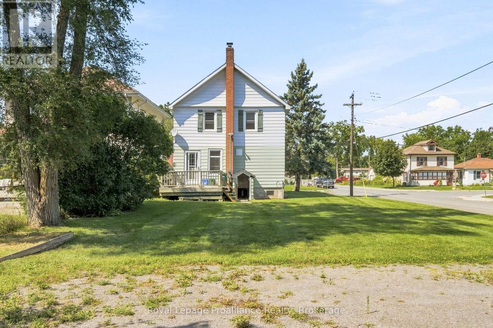 135 Mcgill Street, Quinte West, Ontario  K8V 3K3 - Photo 32 - X13721206