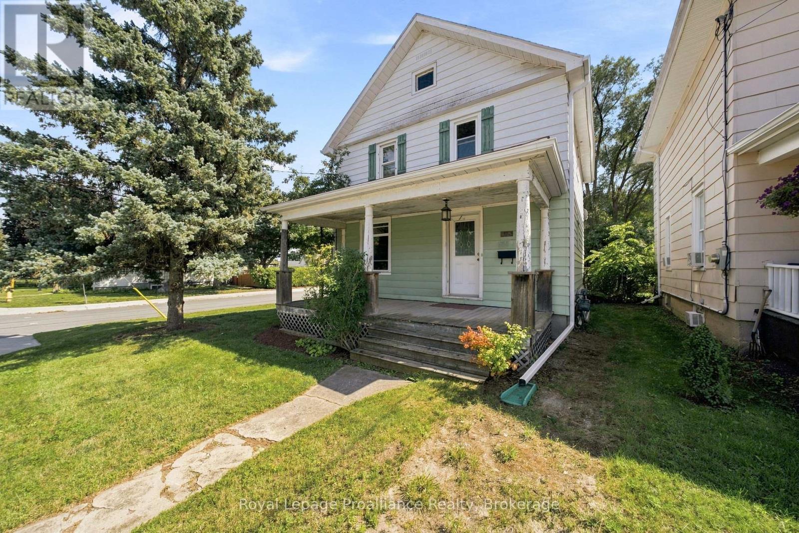 135 Mcgill Street, Quinte West, Ontario  K8V 3K3 - Photo 4 - X13721206
