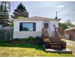 93 Windemere AVE N, Thunder Bay, Ontario