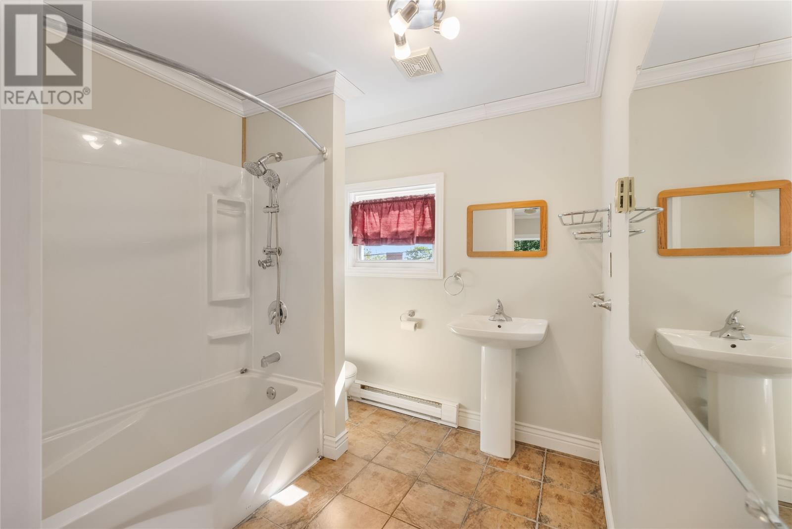20 Mullock Street, St. John's — photo 24
