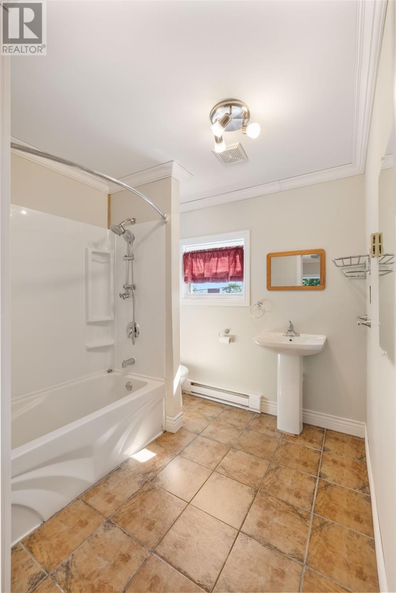 20 Mullock Street, St. John's — photo 25