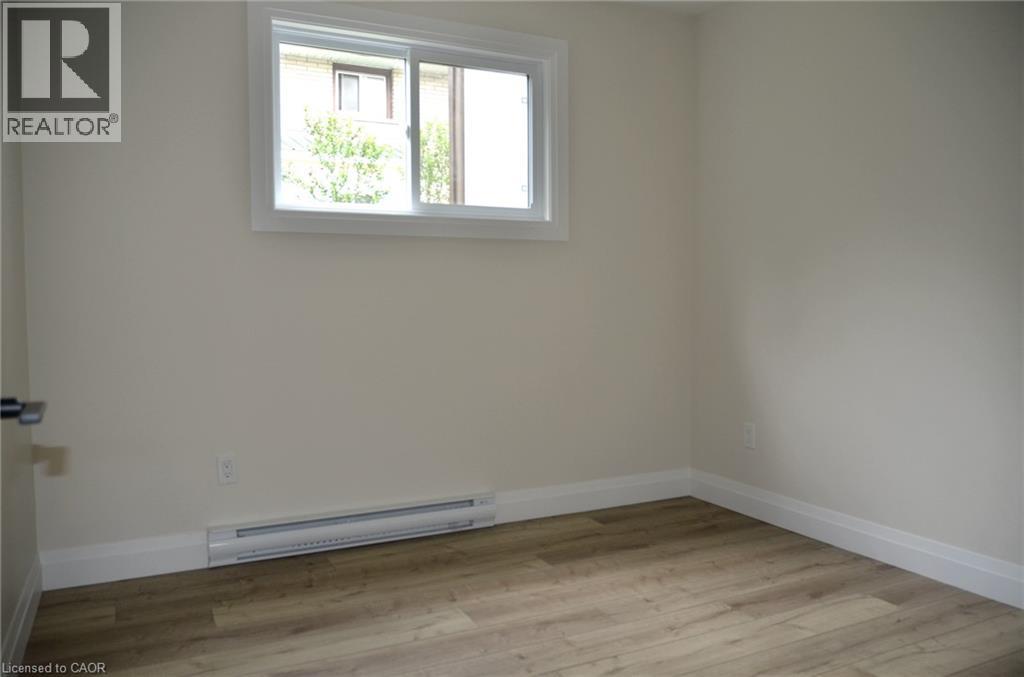 254 Cedar Street, Simcoe, Ontario  N3Y 2H9 - Photo 7 - 40840559