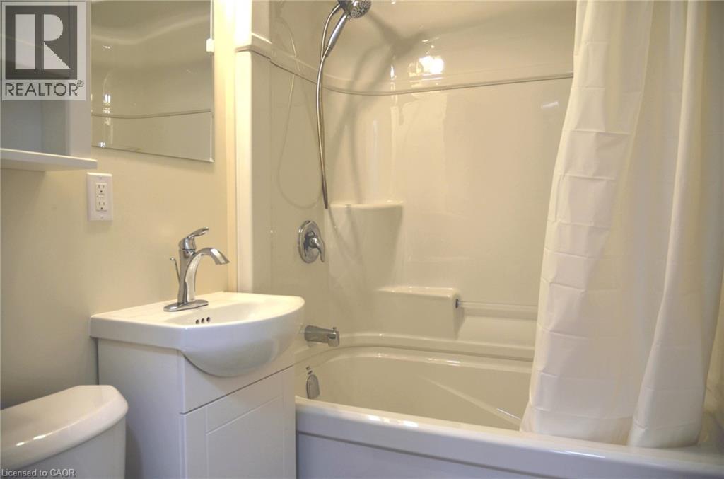 254 Cedar Street, Simcoe, Ontario  N3Y 2H9 - Photo 8 - 40840559