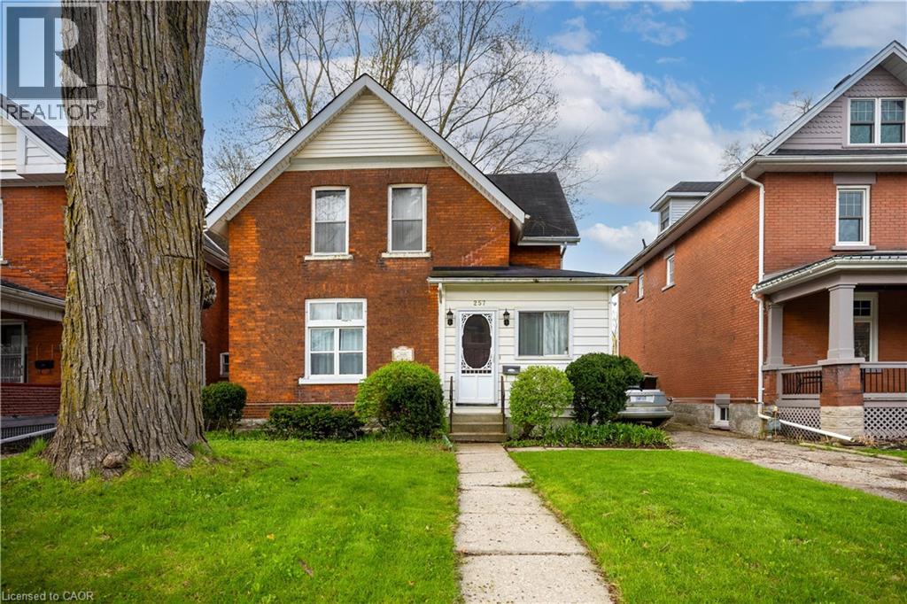 257 ONTARIO Street, Stratford, Ontario