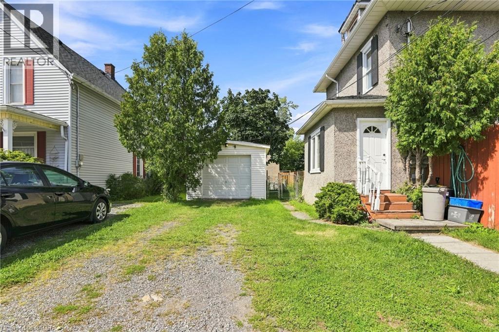 83 Burgar Street, Welland, Ontario  L3B 2S9 - Photo 20 - 40857725