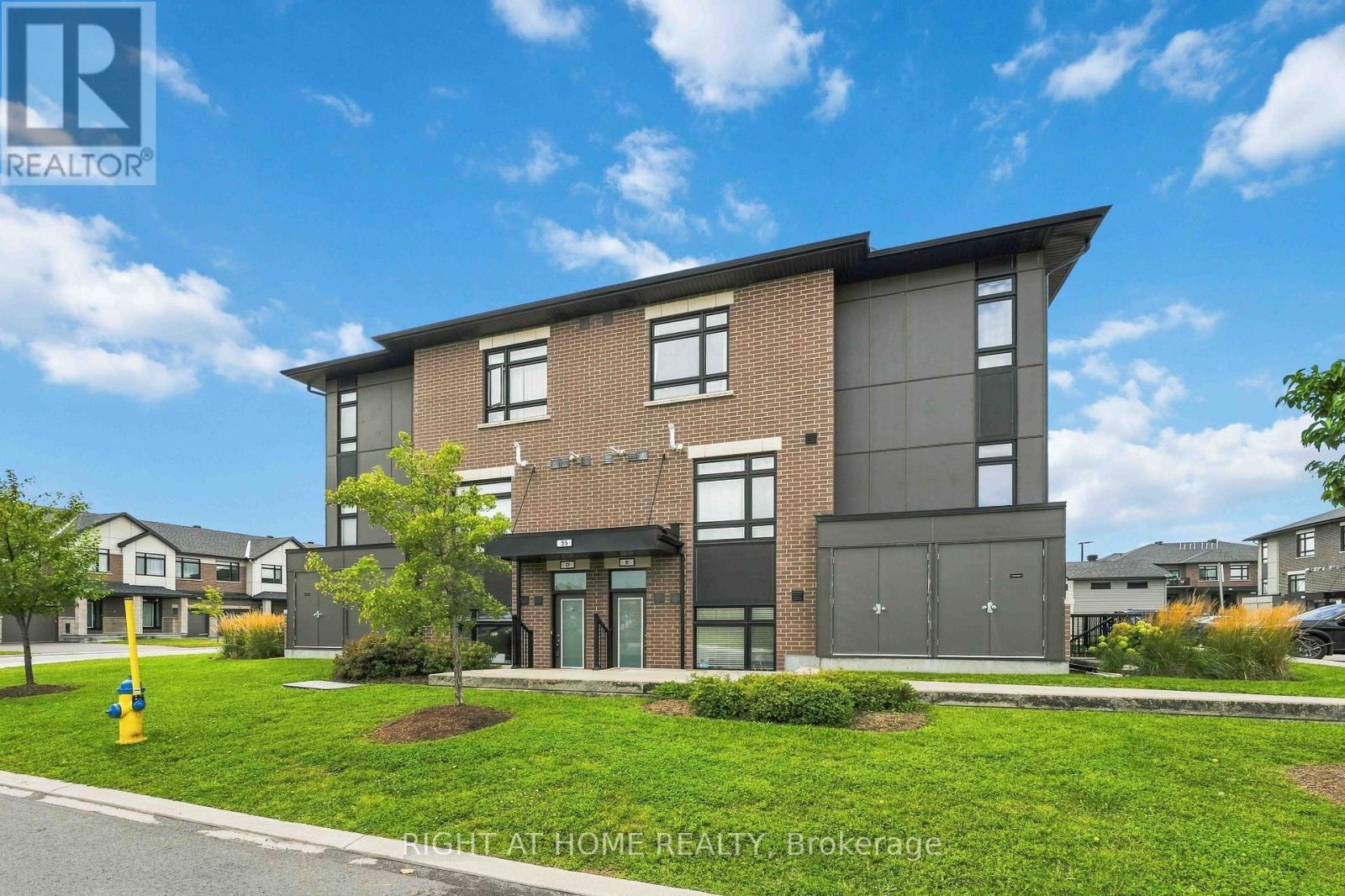 D - 55 Overberg Way, Ottawa, Ontario  K2S 2Y4 - Photo 2 - X13721190