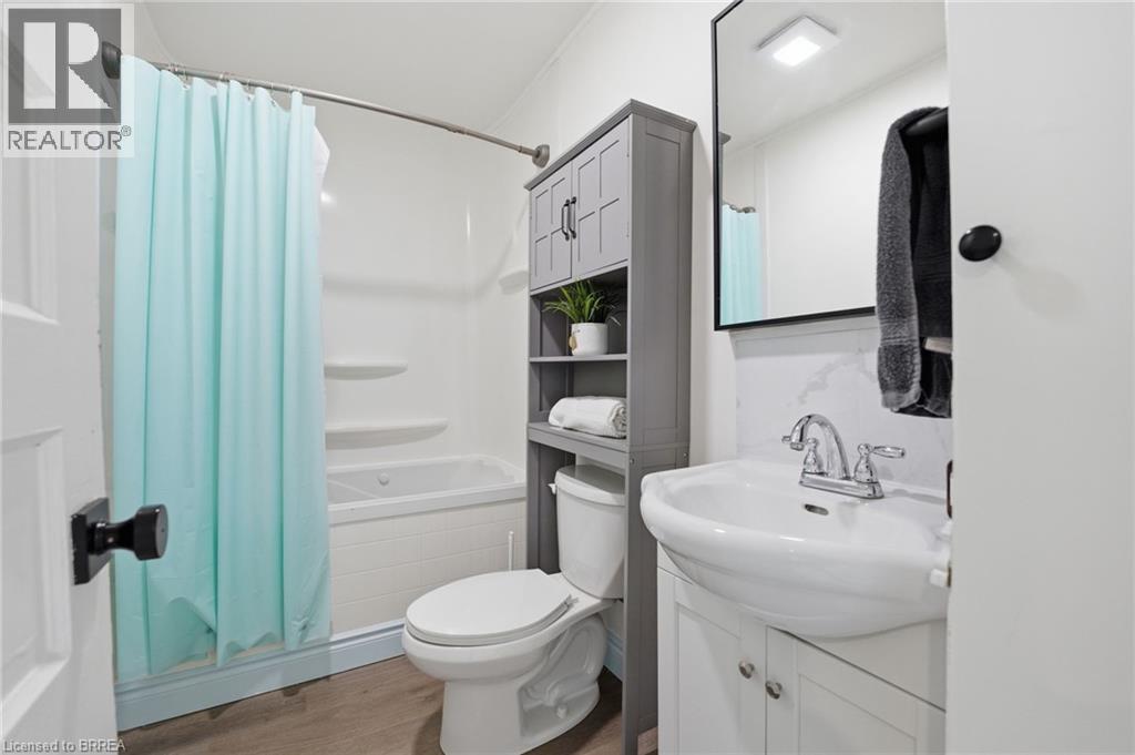 48 Seventh Avenue, Brantford, Ontario  N3S 1B4 - Photo 14 - 40858918