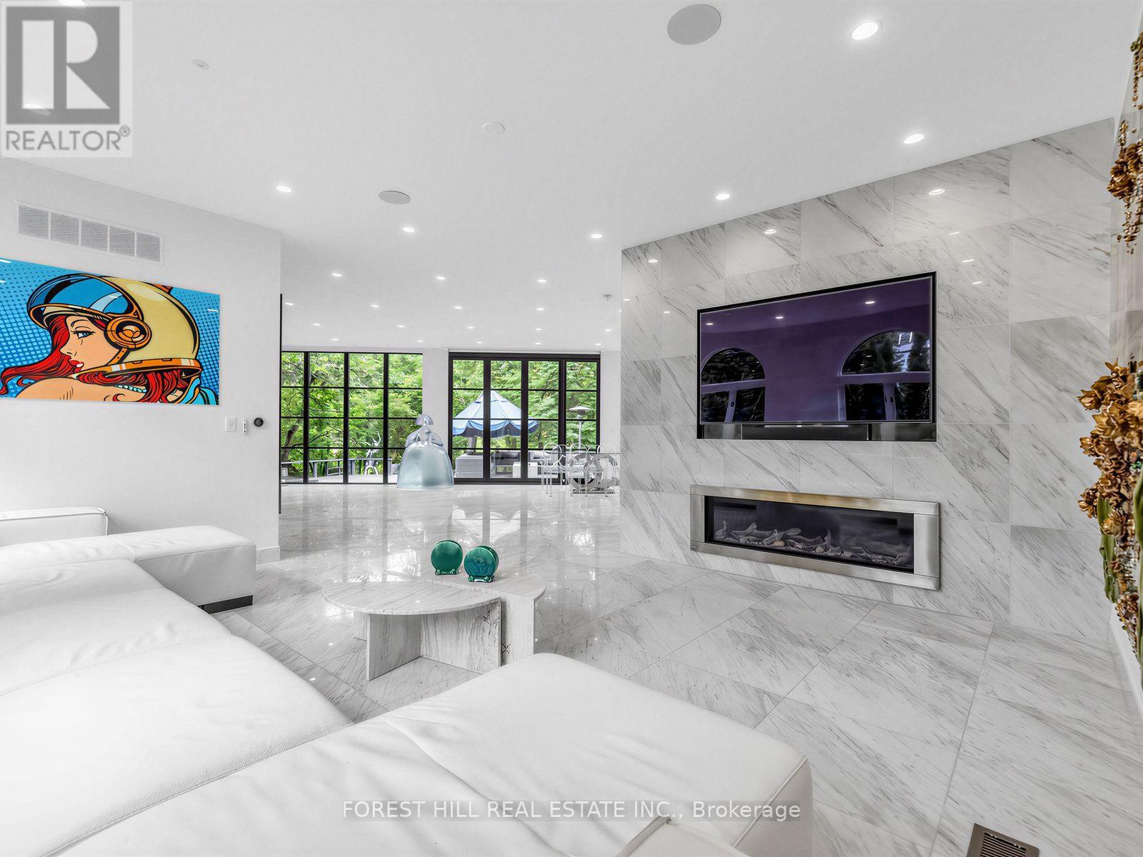 55 Strathearn Boulevard, Toronto, Ontario  M5P 3M3 - Photo 10 - C13721142