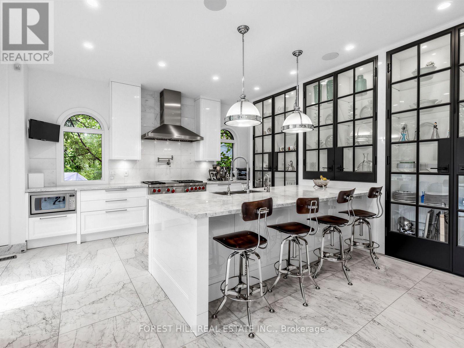 55 Strathearn Boulevard, Toronto, Ontario  M5P 3M3 - Photo 12 - C13721142