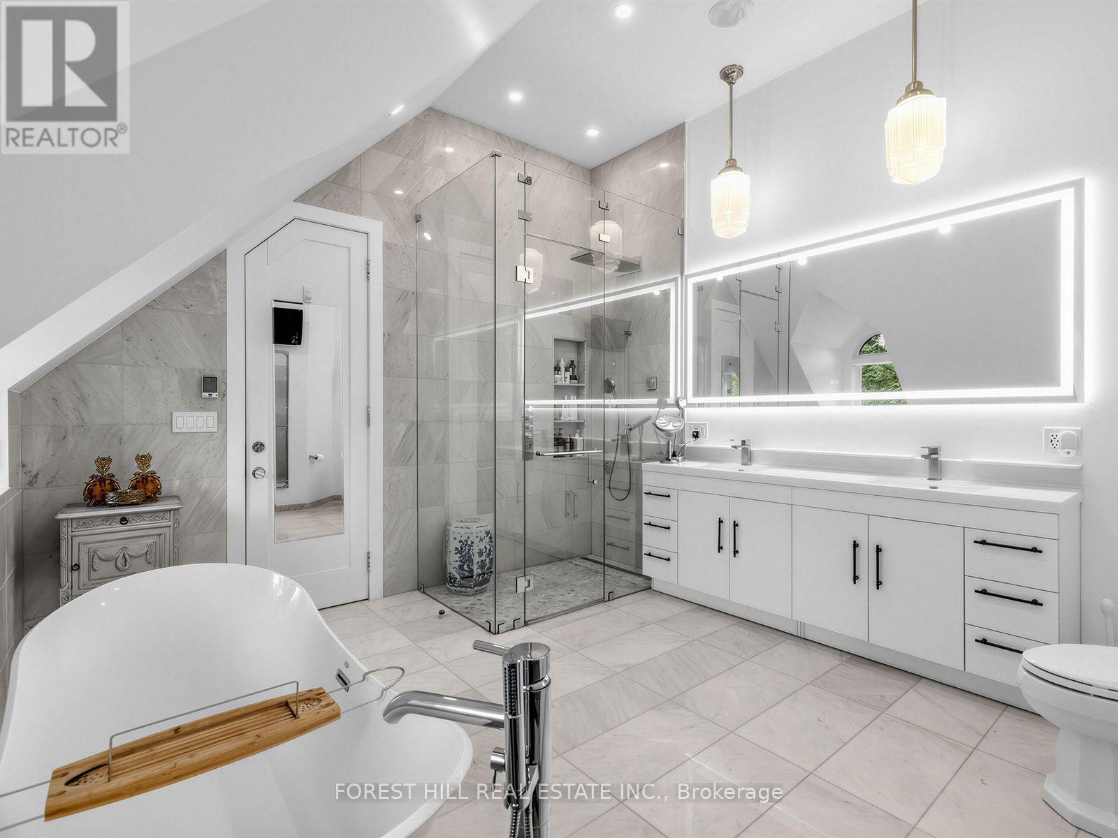 55 Strathearn Boulevard, Toronto, Ontario  M5P 3M3 - Photo 28 - C13721142