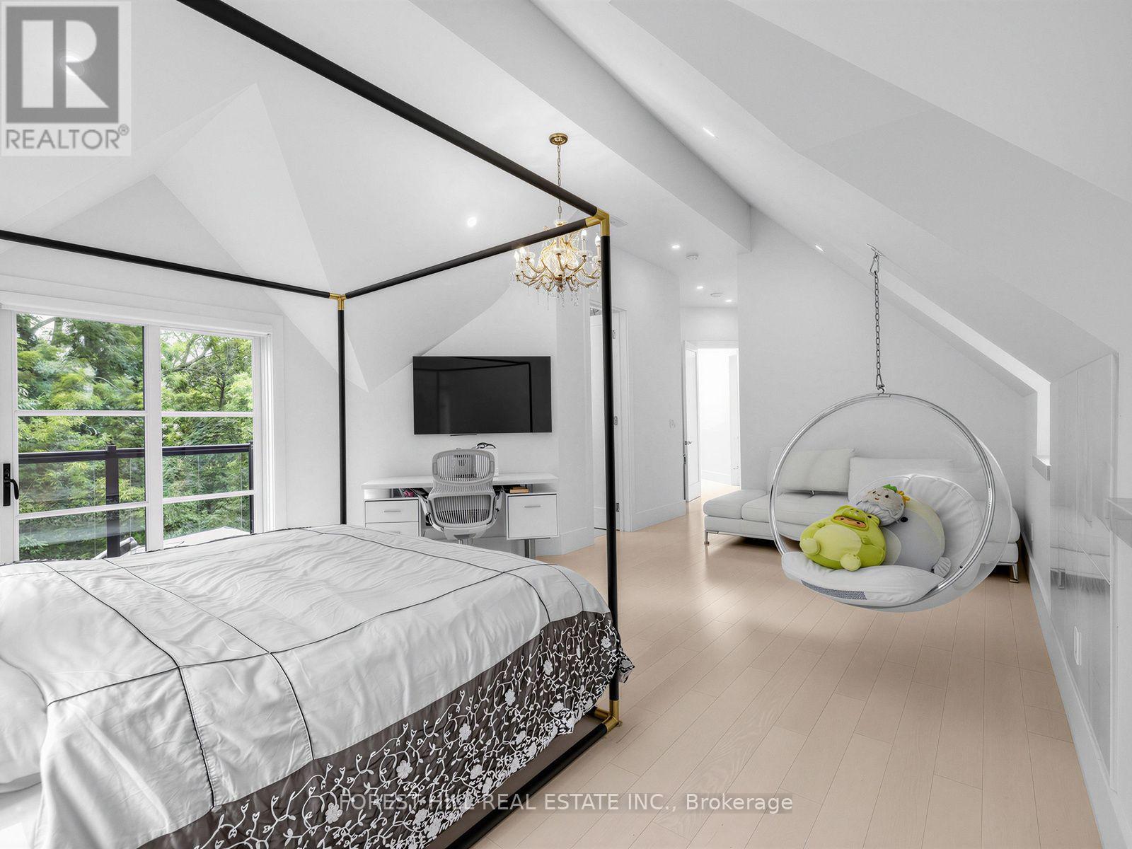 55 Strathearn Boulevard, Toronto, Ontario  M5P 3M3 - Photo 30 - C13721142
