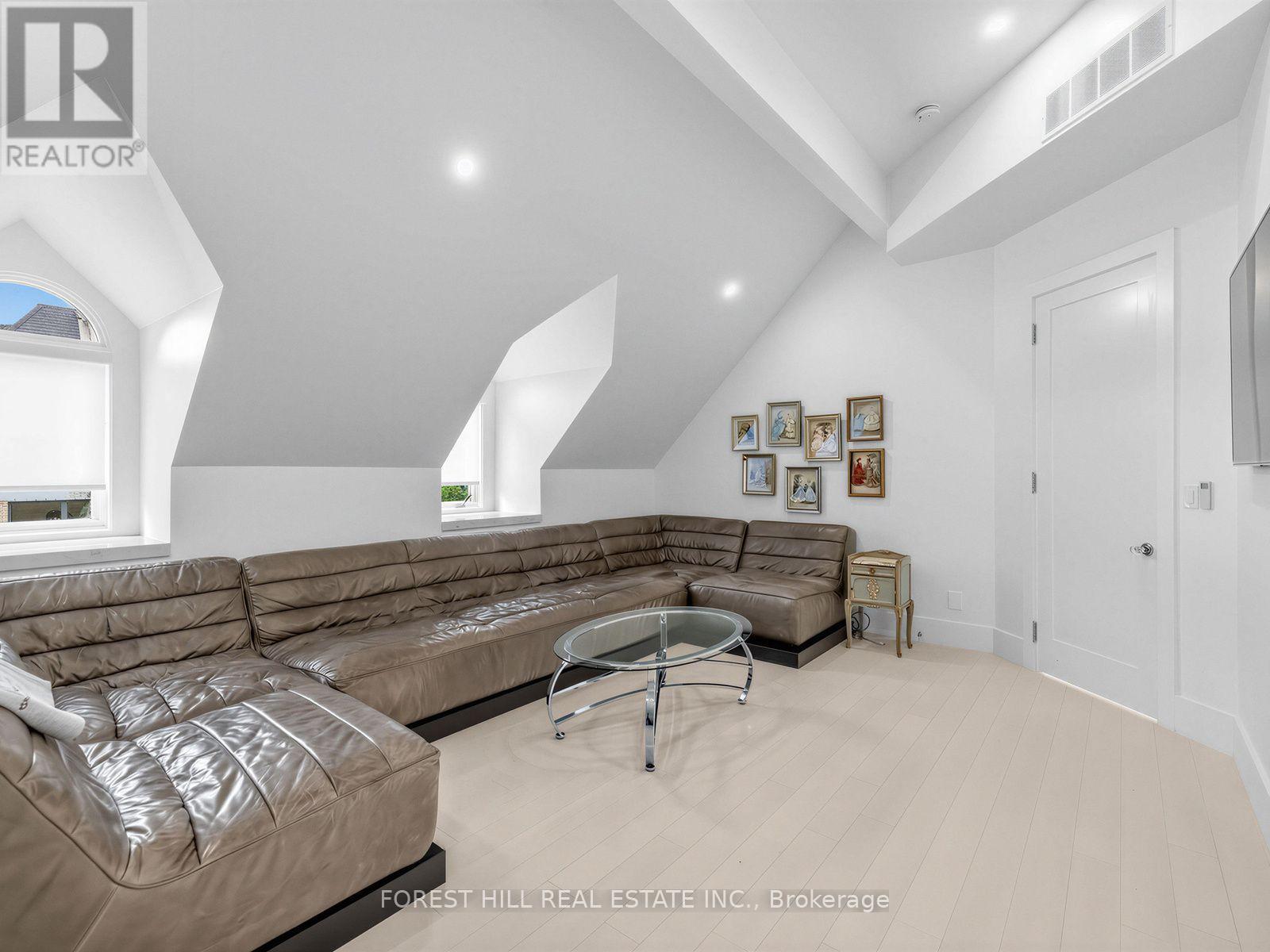 55 Strathearn Boulevard, Toronto, Ontario  M5P 3M3 - Photo 31 - C13721142