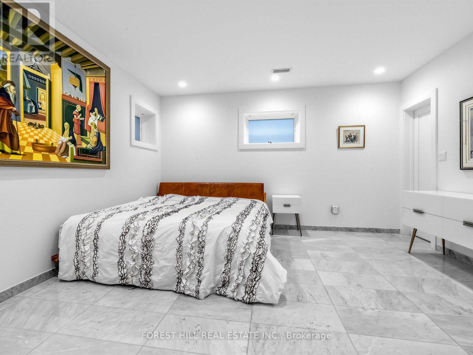55 Strathearn Boulevard, Toronto, Ontario  M5P 3M3 - Photo 35 - C13721142