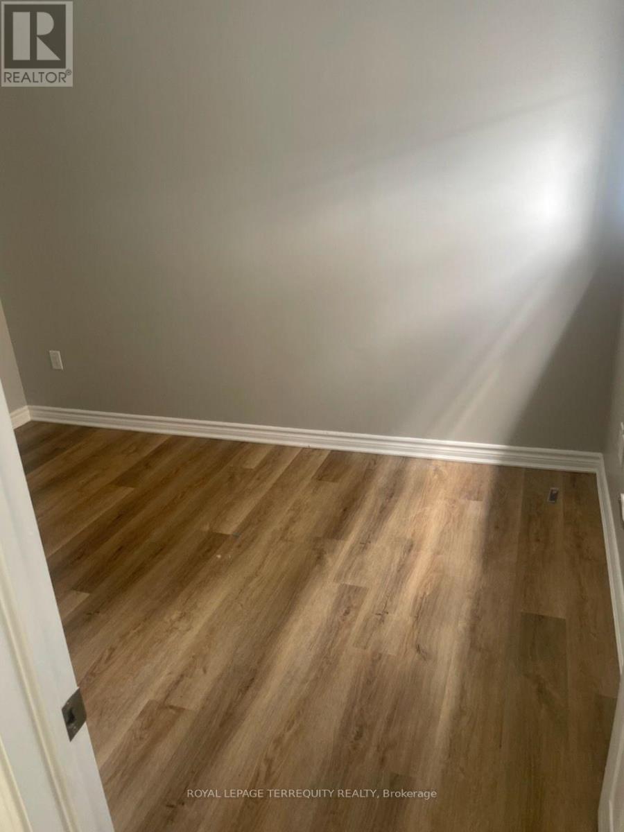 3 - 646 Lansdowne Avenue, Toronto, Ontario  M6H 3Y7 - Photo 11 - C13721198