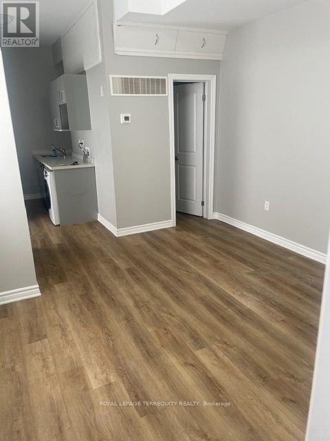 3 - 646 Lansdowne Avenue, Toronto, Ontario  M6H 3Y7 - Photo 6 - C13721198