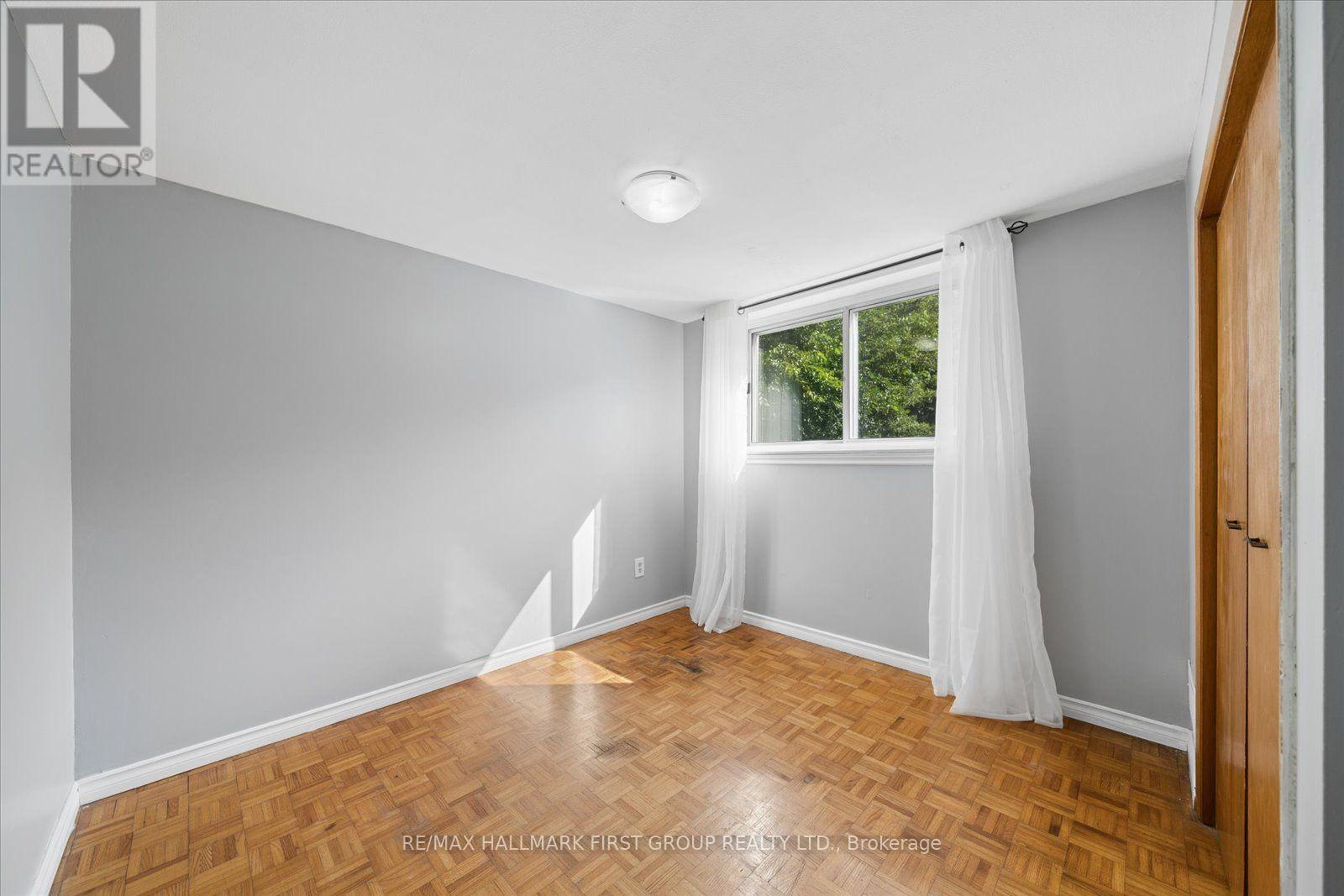 531 Harmony Road S, Oshawa, Ontario  L1H 6V4 - Photo 15 - E13721216