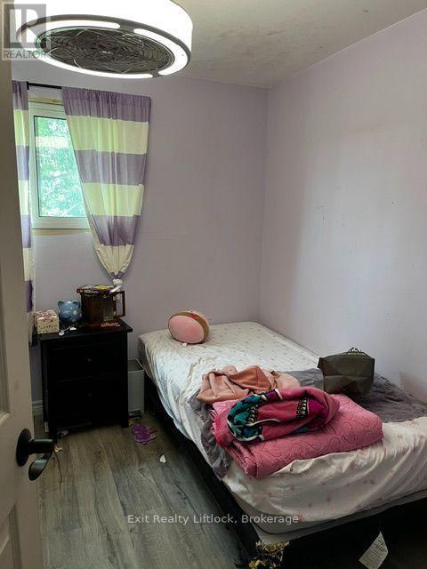 2131 Walker Avenue, Peterborough, Ontario  K9L 1T6 - Photo 11 - X13678186