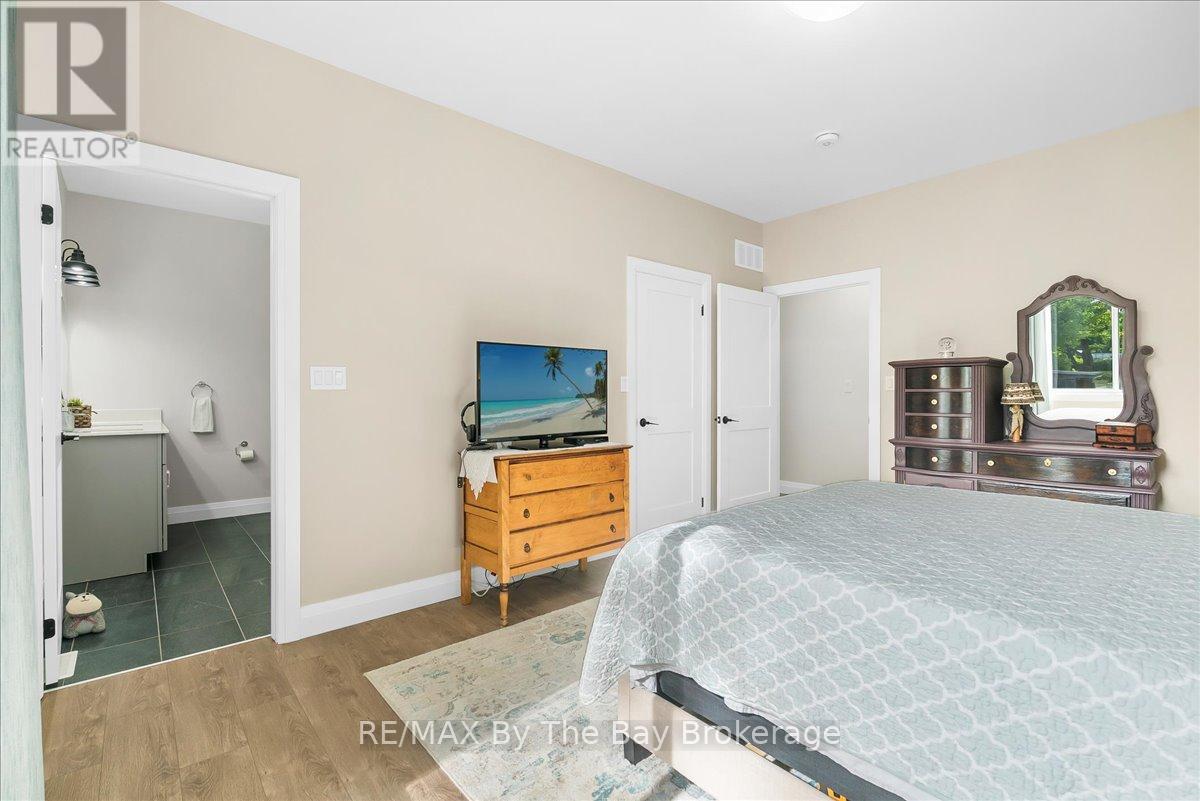 146 Mary Street, Clearview (Creemore), Ontario  L0M 1G0 - Photo 13 - S13721140