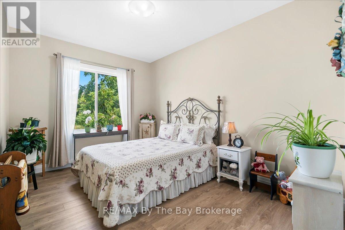 146 Mary Street, Clearview (Creemore), Ontario  L0M 1G0 - Photo 17 - S13721140