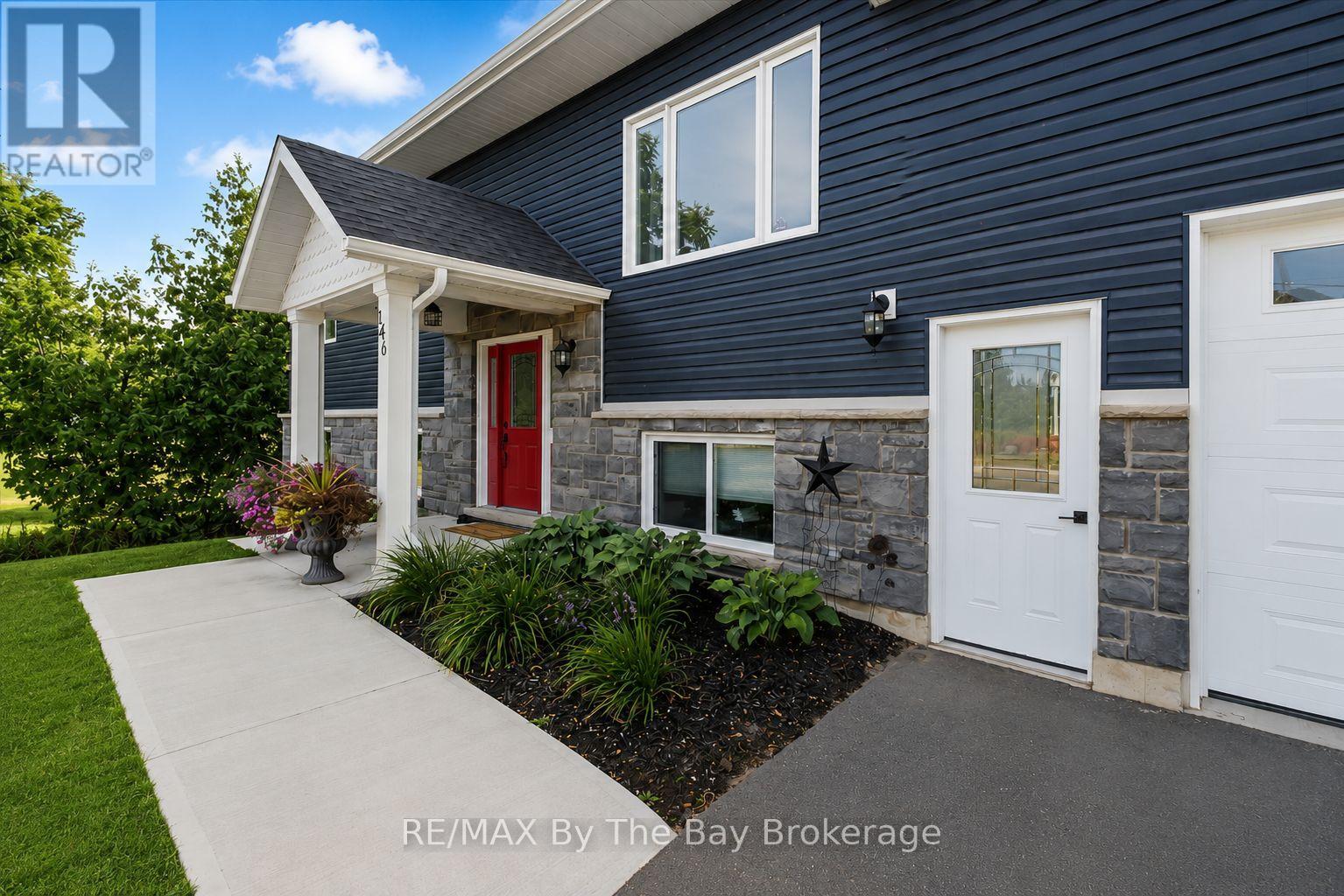 146 Mary Street, Clearview (Creemore), Ontario  L0M 1G0 - Photo 4 - S13721140