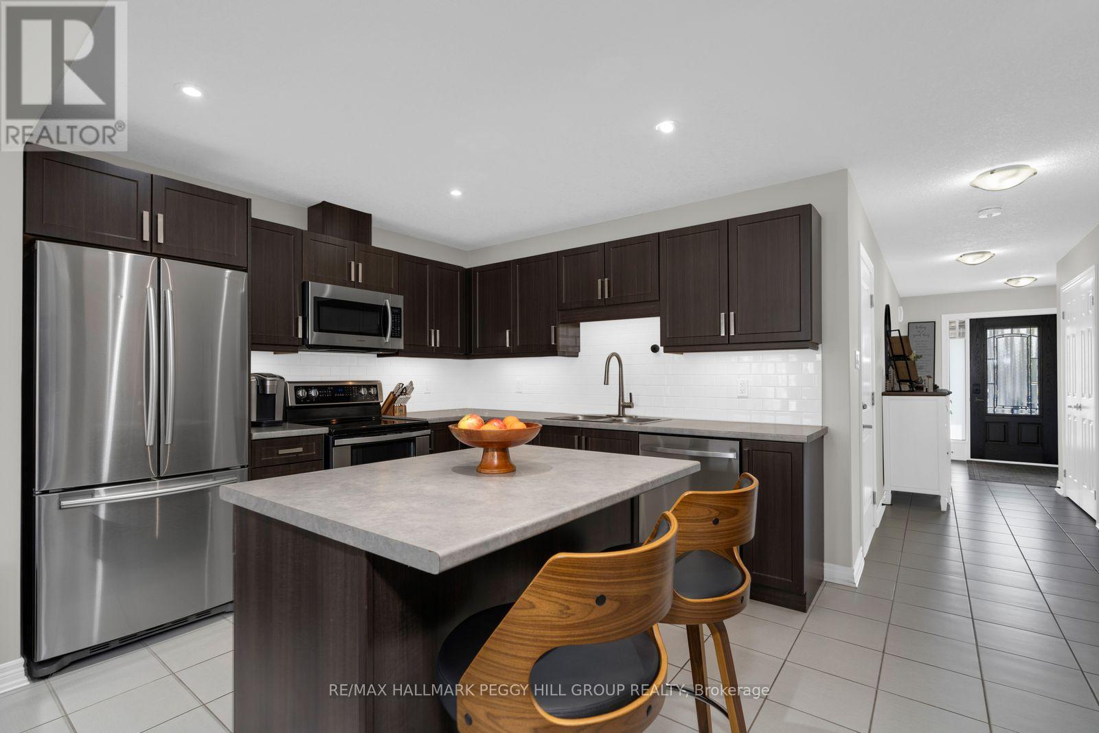 13 Foley Crescent, Collingwood, Ontario  L9Y 3B7 - Photo 2 - S13721218