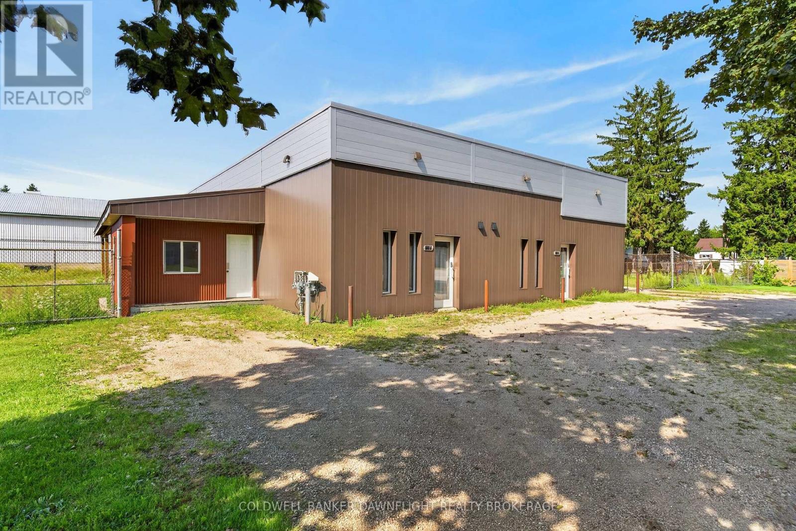 180 Victoria Street W, South Huron, Ontario  N0M 1S2 - Photo 2 - X12593590